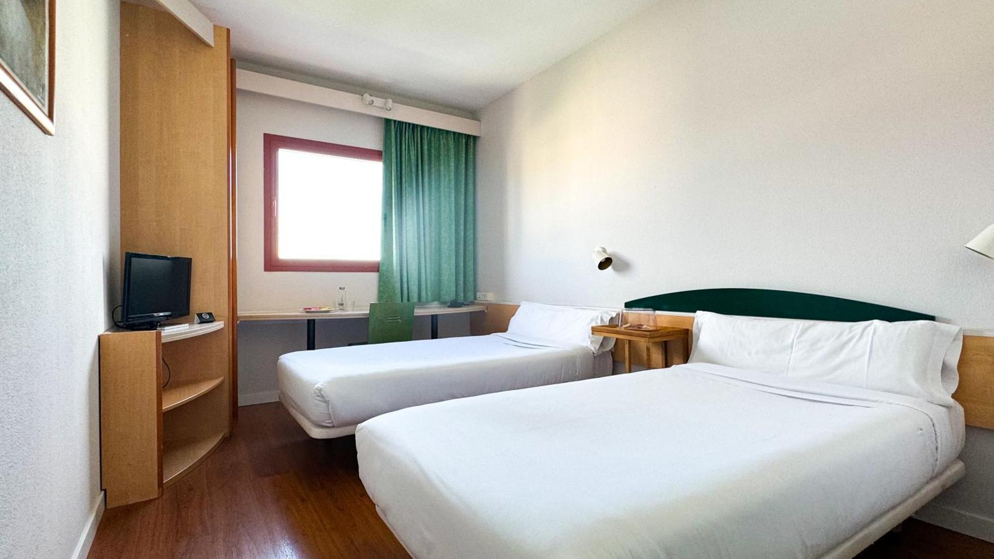 Hotel Iris Guadalajara Eksteriør billede