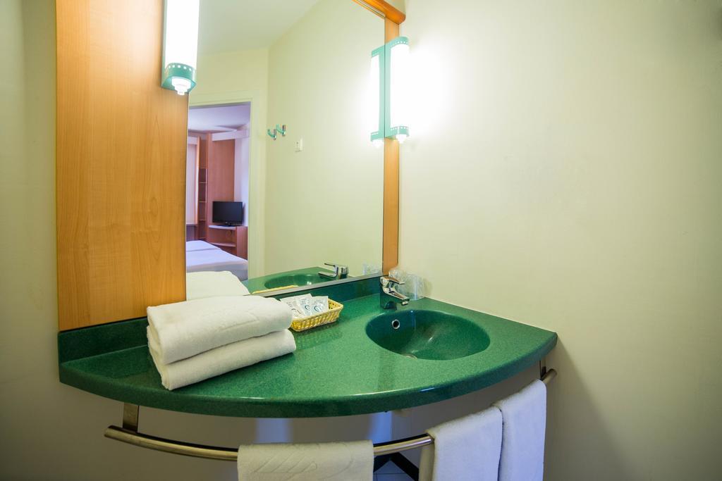 Hotel Iris Guadalajara Eksteriør billede