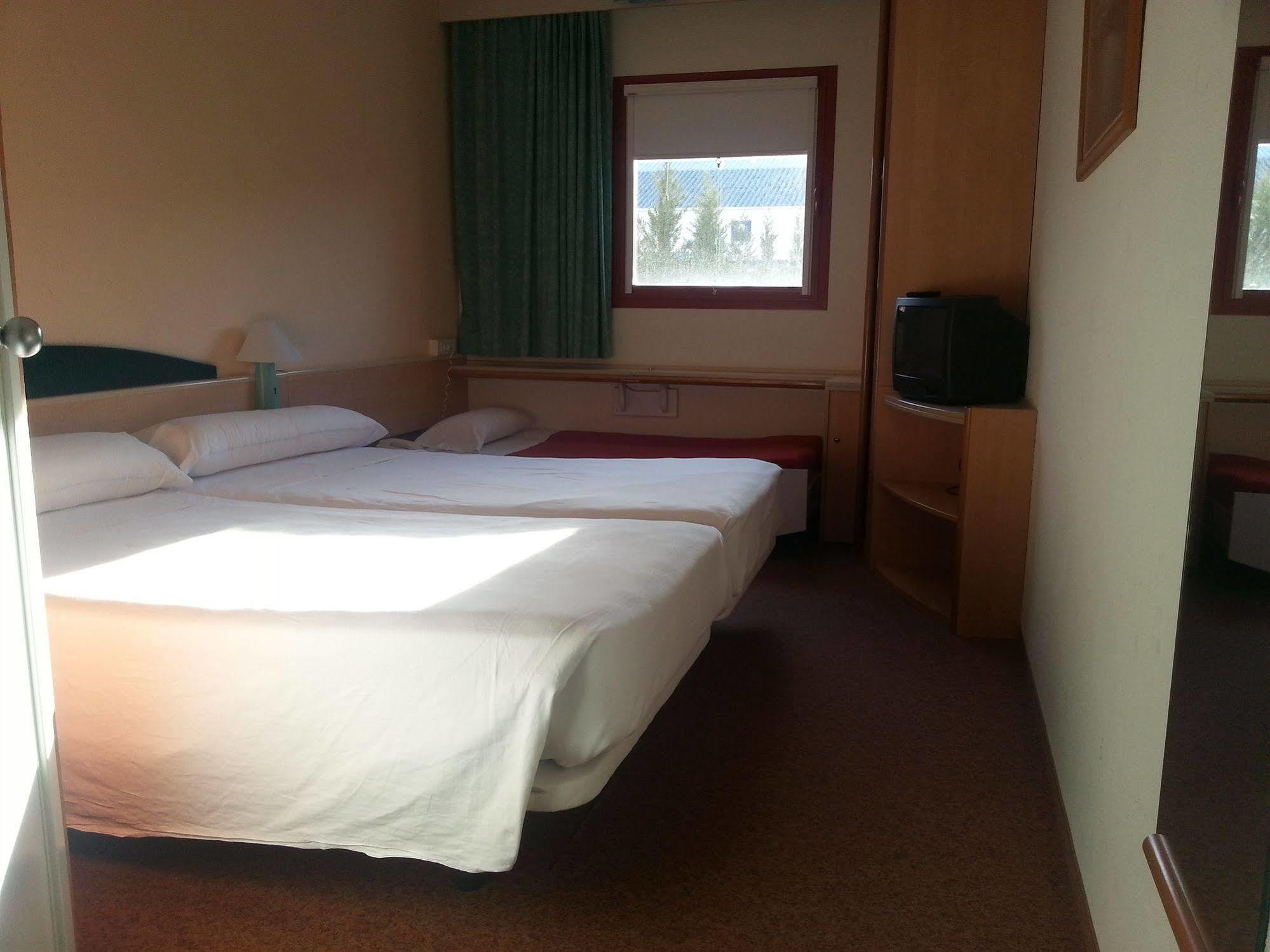 Hotel Iris Guadalajara Eksteriør billede